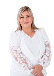 Marli Greyling, estate agent