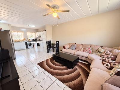 Apartment / Flat For Sale in Randhart, Alberton